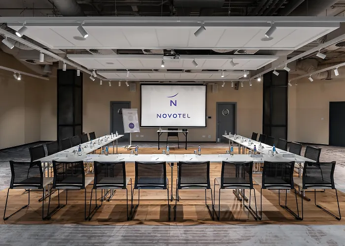 Hotel Novotel Marina 3*