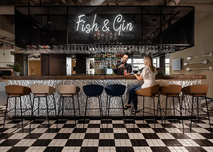 Novotel Marina Hotel