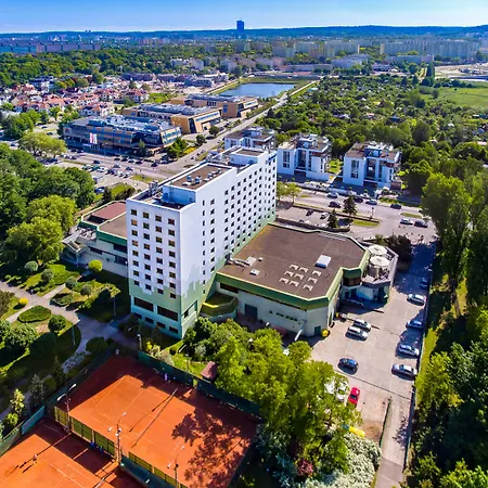 Novotel Marina Отель