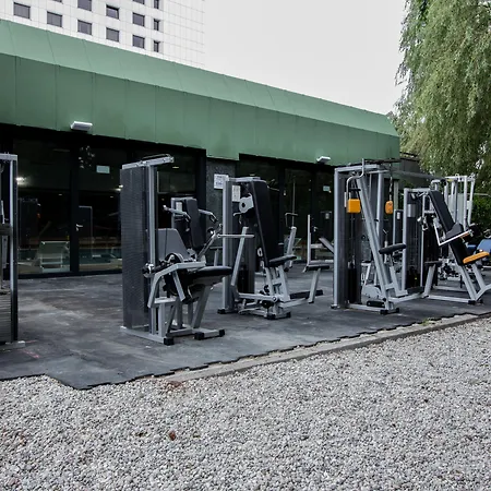 Novotel Marina Hotel