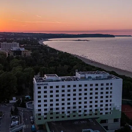 Hotel Novotel Marina 3*