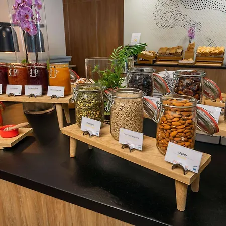 Novotel Marina Hotel 3*