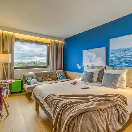 Novotel Marina 3*