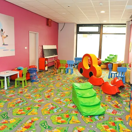 호텔 Novotel Marina 그단스크