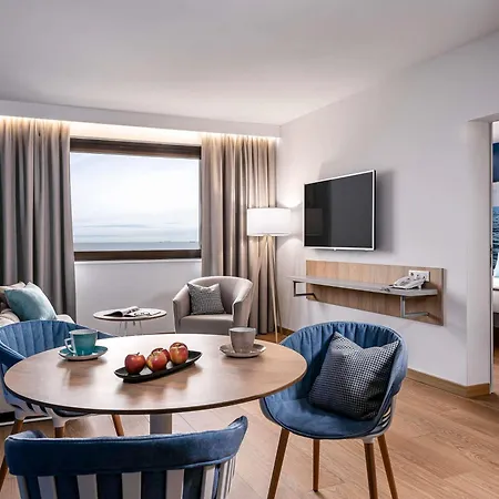 Szálloda Novotel Marina 3*