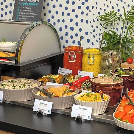 호텔 Novotel Marina