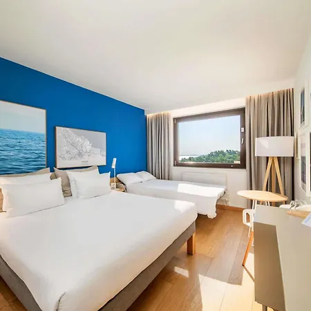 Novotel Marina Hotel