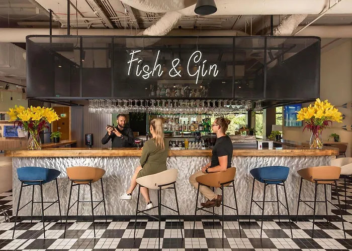 Hotell Novotel Marina 3*