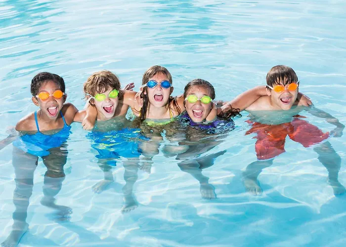 Hotell Novotel Marina 3*